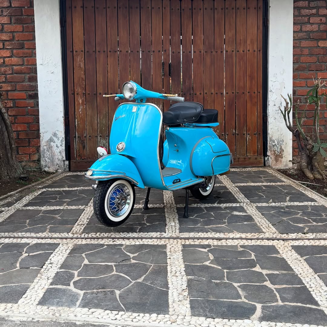 Vespa 5