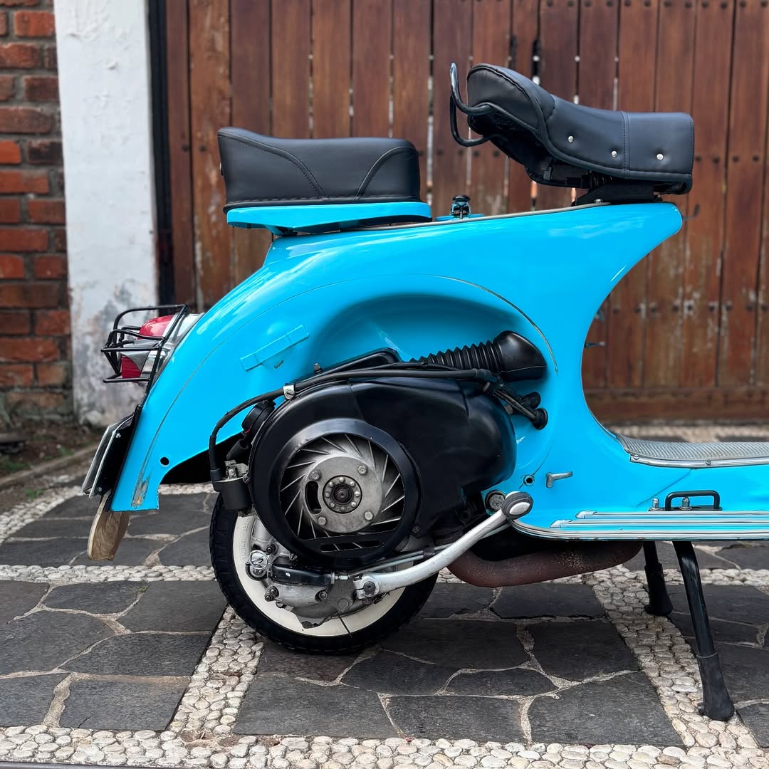 Vespa 6
